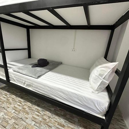 Phuket Hostel At Rawai ภายนอก รูปภาพ