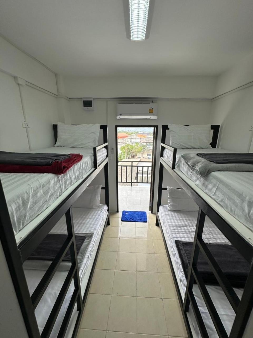 Phuket Hostel At Rawai ภายนอก รูปภาพ